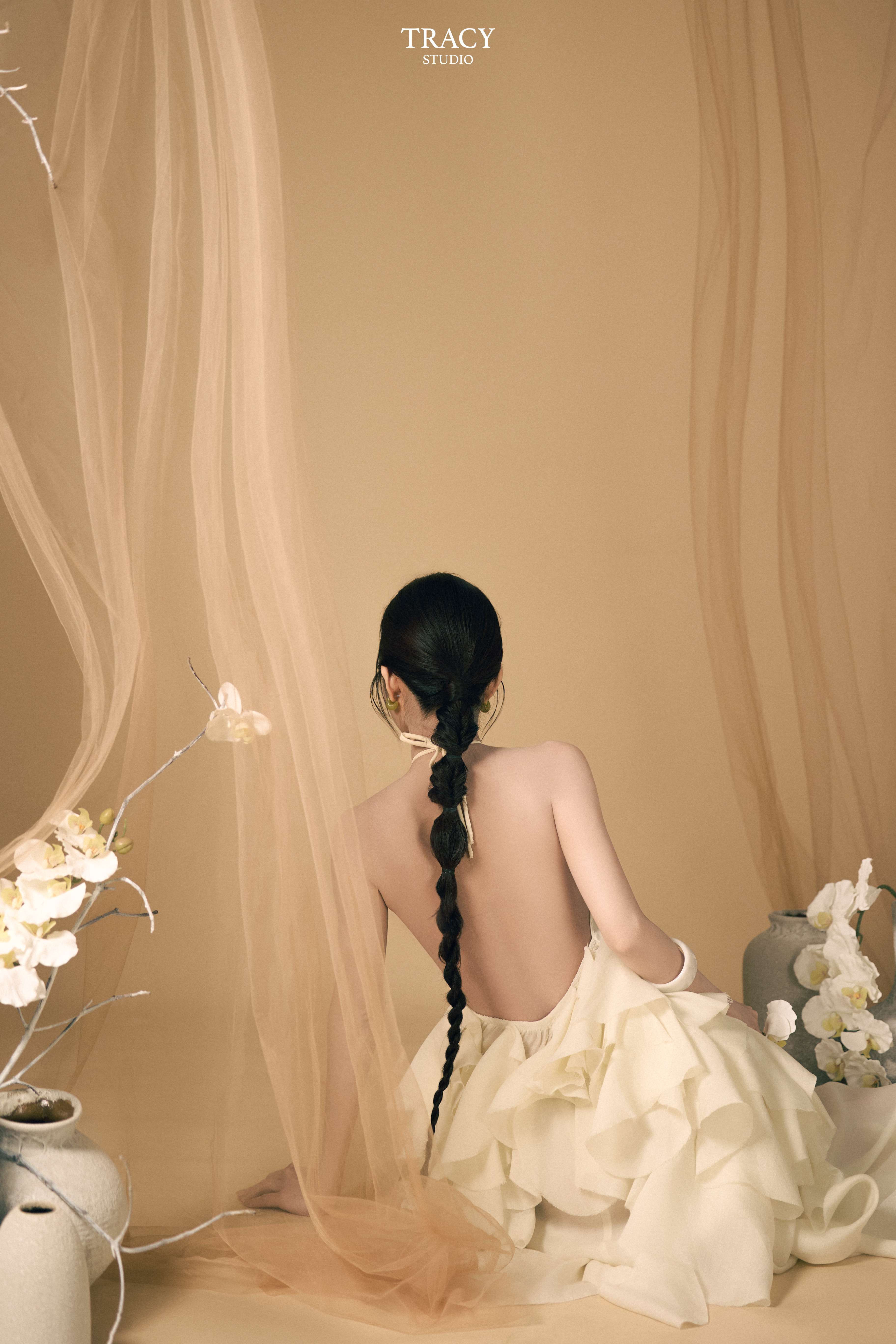 frontend/img/gallery/anh-tet-yem-ao-dai/tracy-studio-chup-concept-yem-tet-van-khe (2).jpg